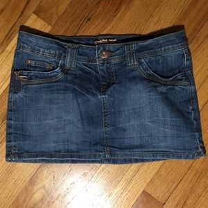 Makers Of True Originals Jean Mini Skirt. Size 28